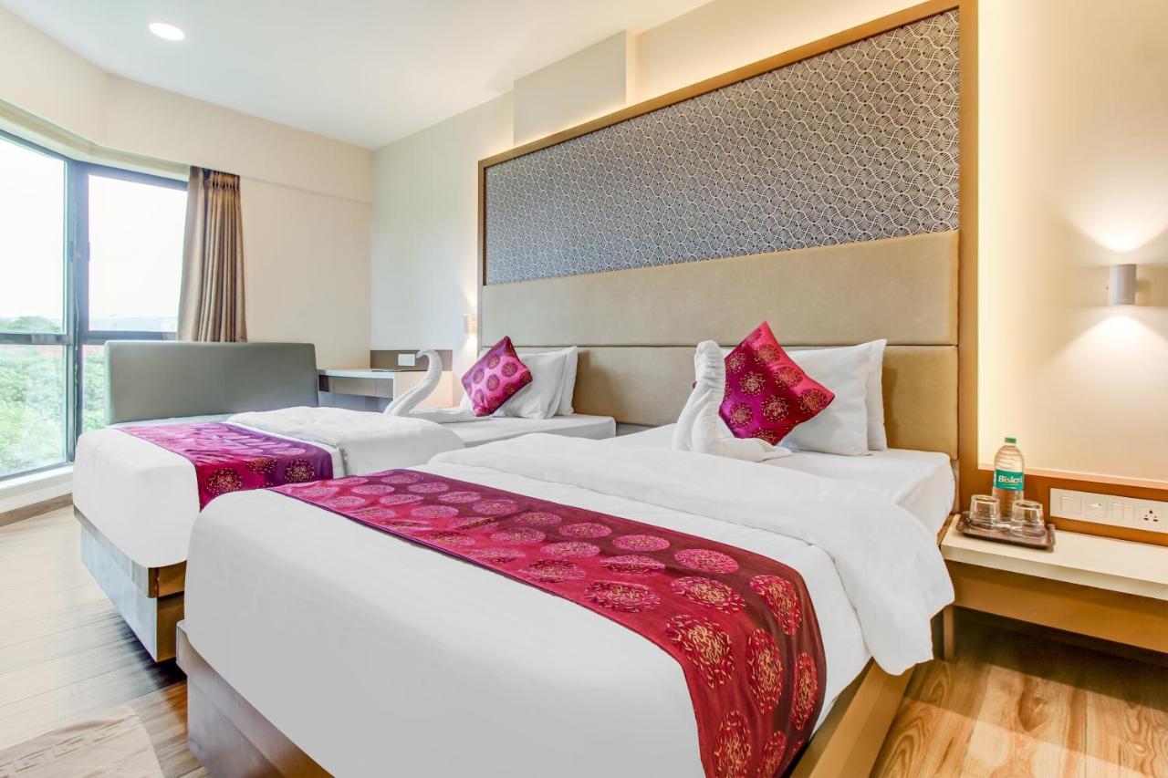 Hotel Grand Mookambika Nová Bombaj Exteriér fotografie